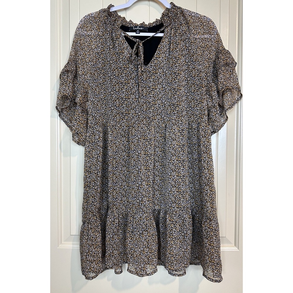 Lulus ditsy floral Tiered v-neck short ruffled sleeve dress sz M GUC